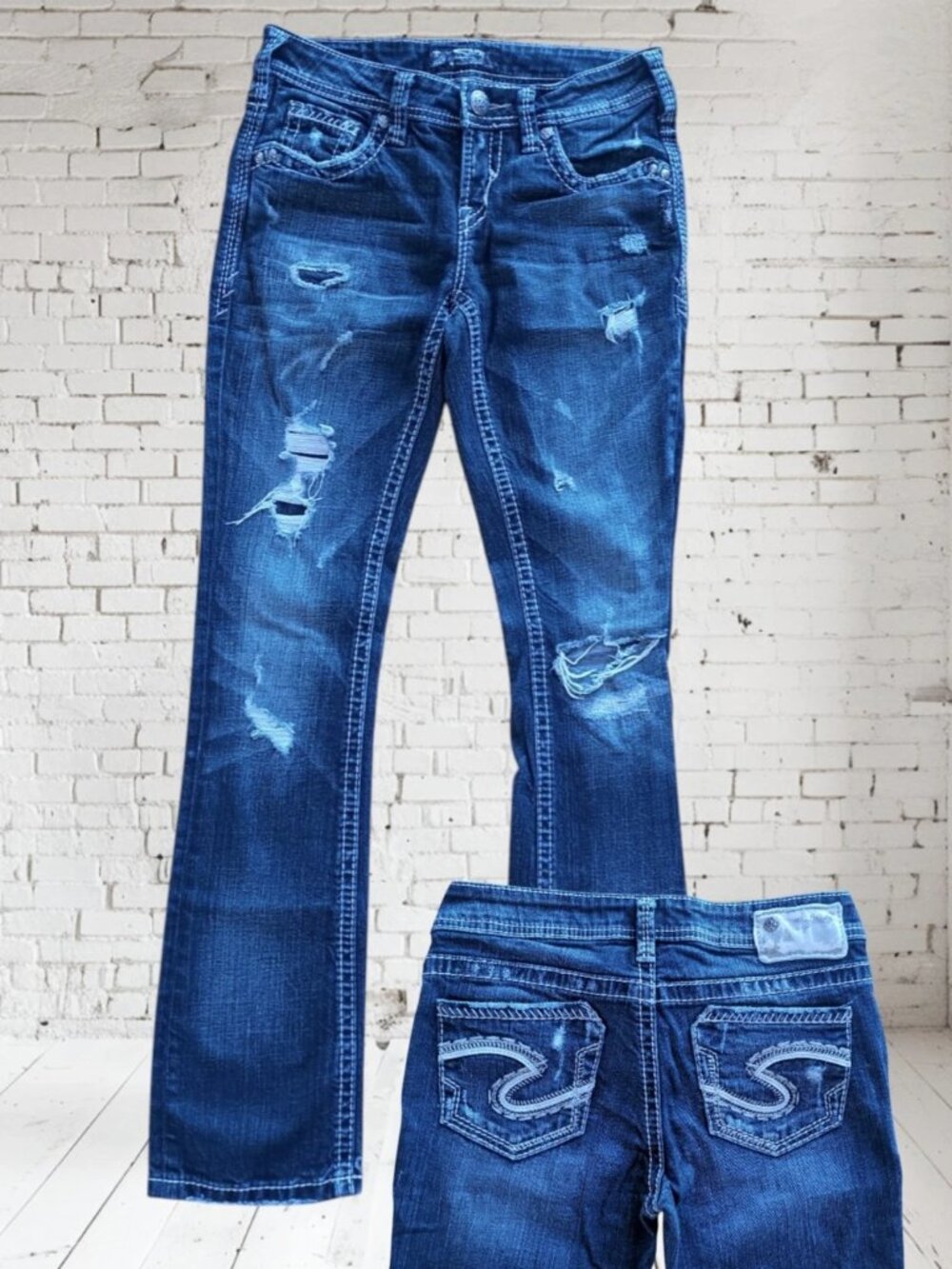 Women’s Silver AIKO Baby Boot Blue Jeans Distressed 26x33 (Fit 27x31) Stretch
